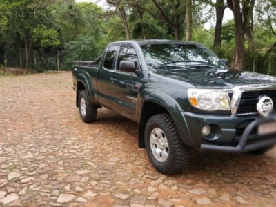 VENDO TOYOTA TACOMA 2011