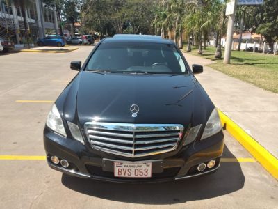 FINANCIO A 12 MESES MERCEDES BENZ E220 CDI AÑO 2009